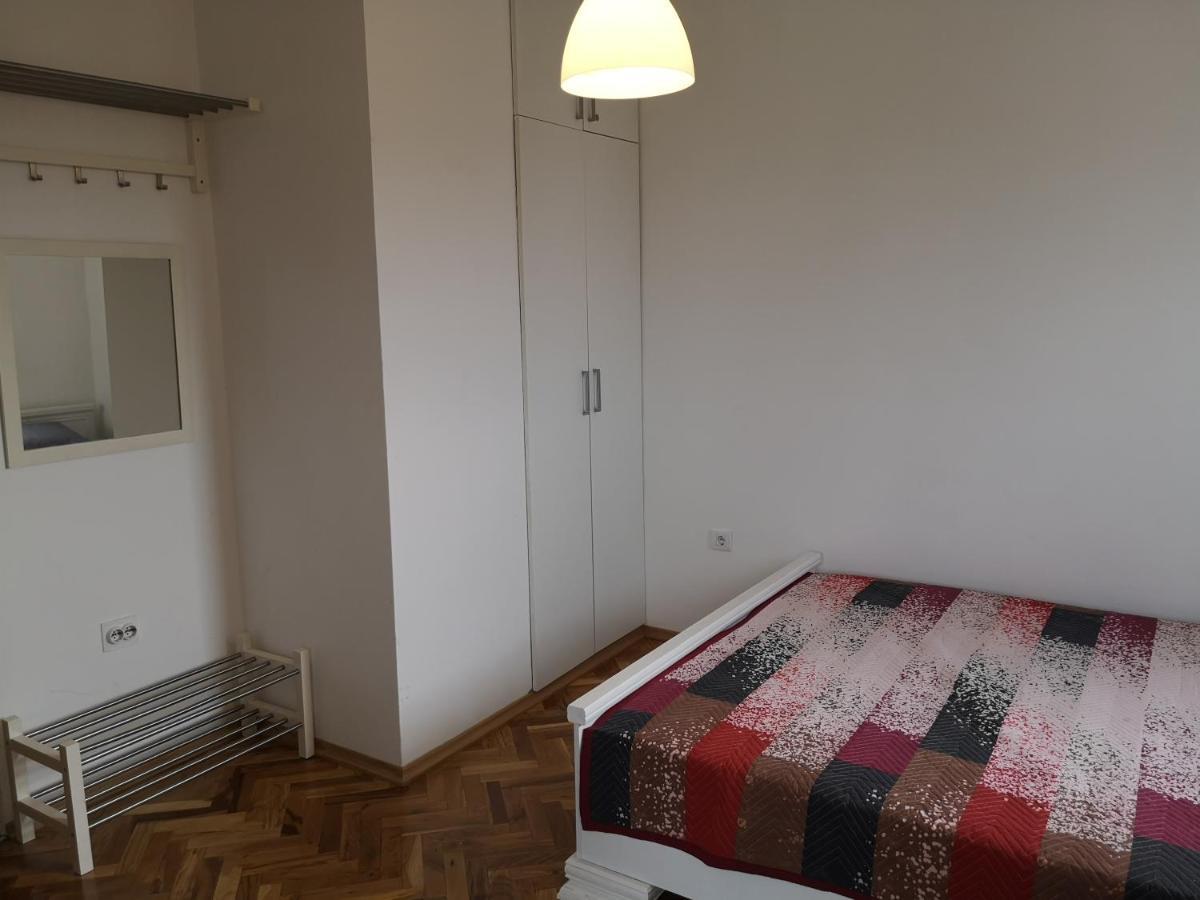 Clock Tower Apartments بودغوريتْسا المظهر الخارجي الصورة